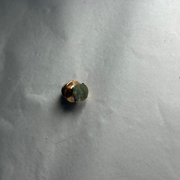 Tie Tacks Jade Yellow Gold plated tie tacks and lapel pin - Picture 5 of 11
